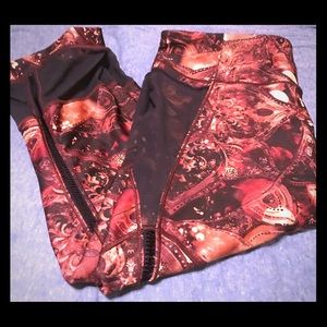 Calia by Carrie Underwood Capris